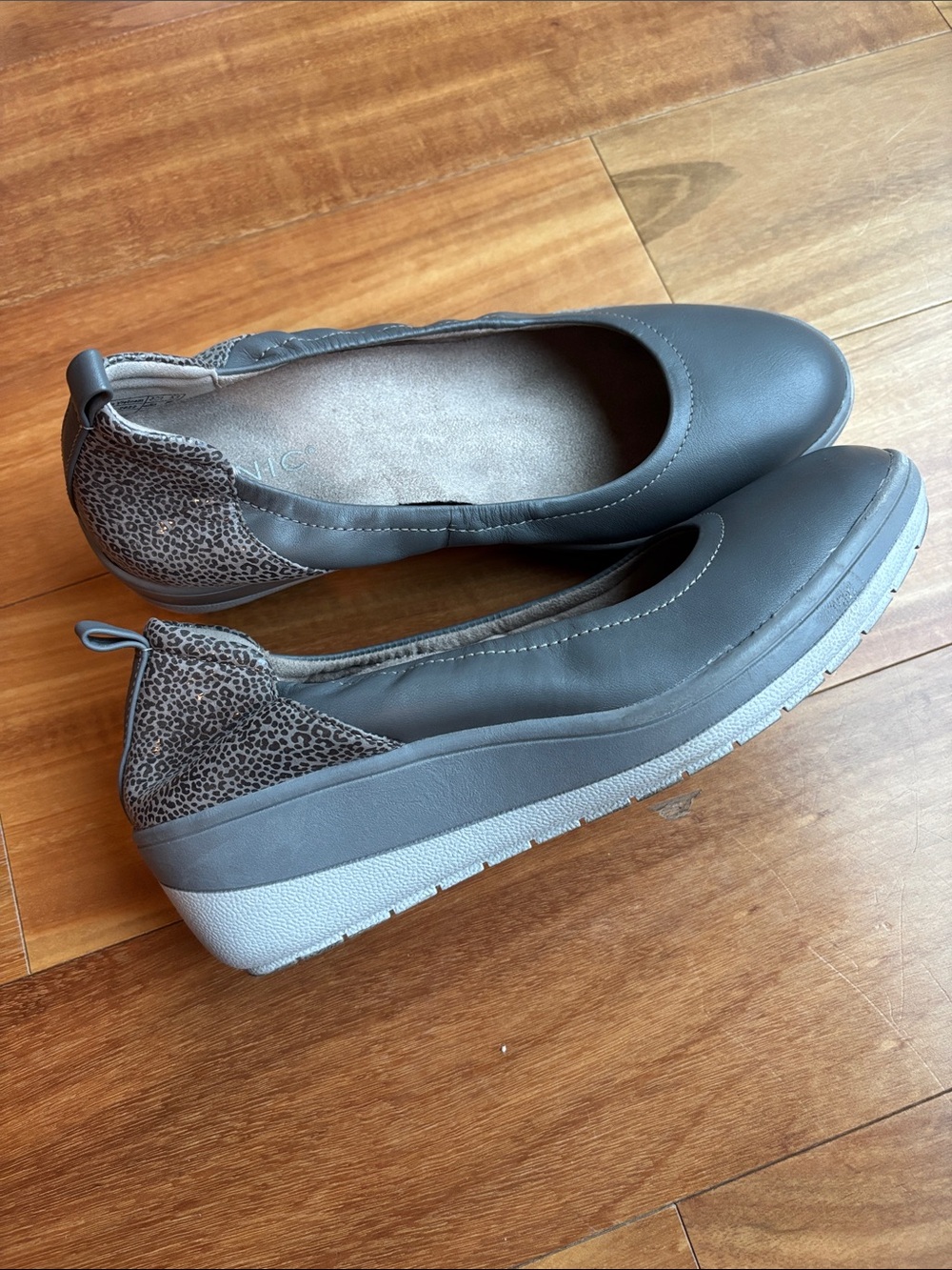 Vionic wedge - Picture 5 of 9